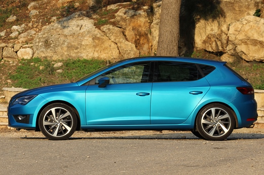 סיאט לאון - מבט מהצד